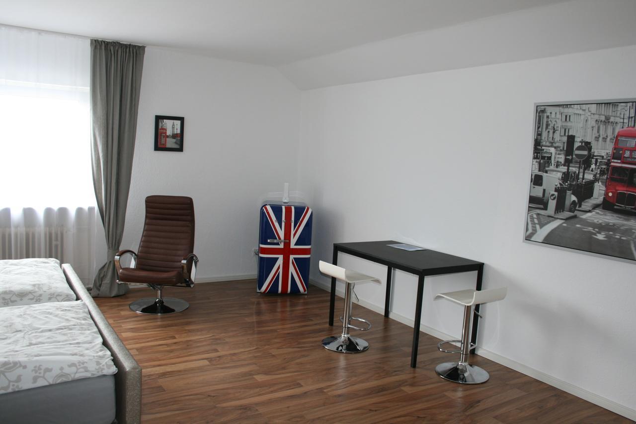 Pension Am Kurpark Вальдброн Экстерьер фото